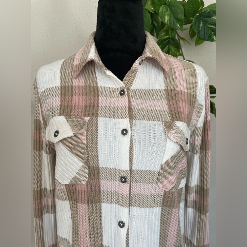 Como Vintage Pink and Tan Plaid Button-Down Shirt - Picture 3 of 11
